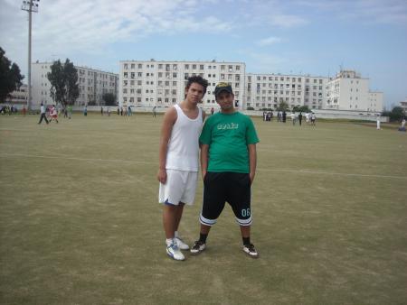 αуσχ αη∂ gαηg �ℓ�ω